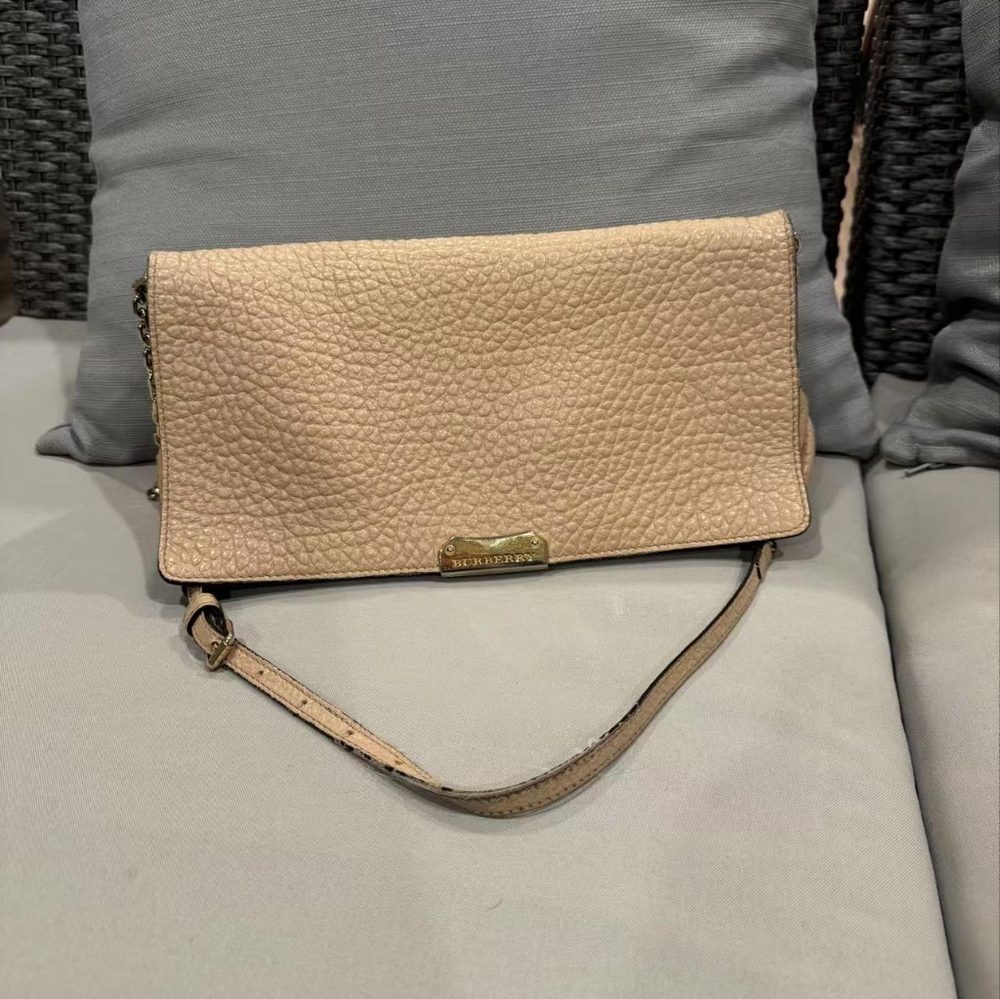 Burberry Mildenhall Bag